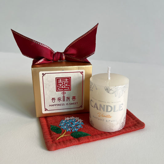 Vanilla candle souvenir